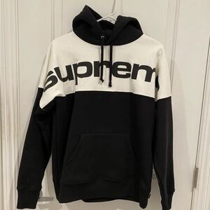 Authentic Excellent Supreme FW17 Black Color Blocked Hoodie Size Small S Block